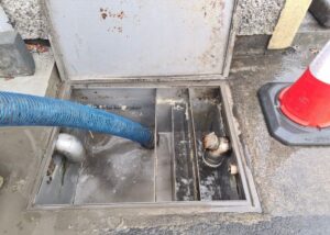 Cara menghilangkan bau menyengat pada grease trap